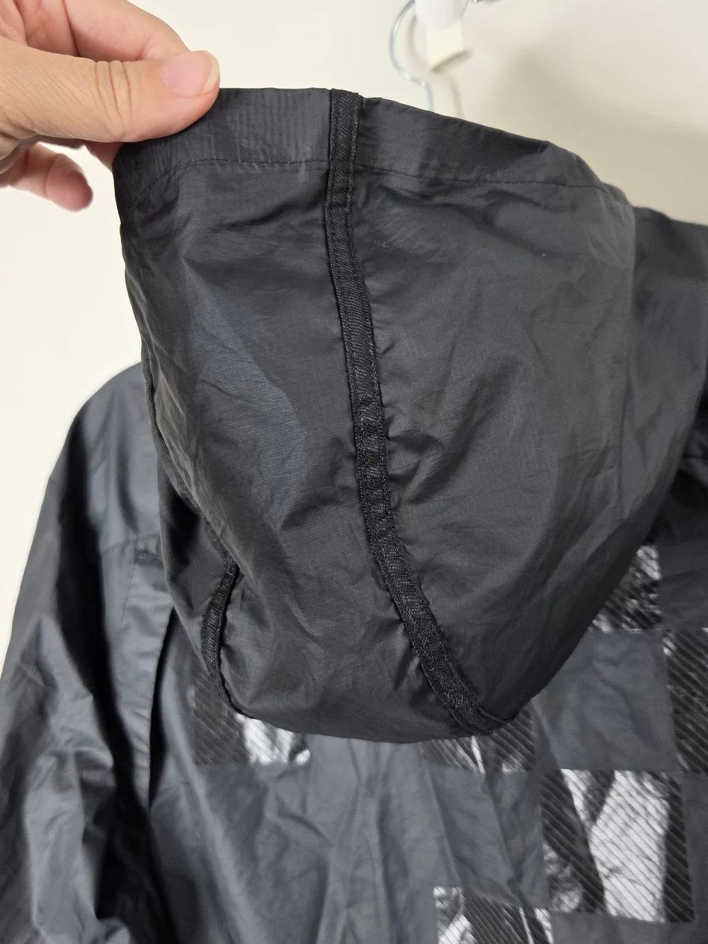 Nike Shield Flash Running Hooded Jacket